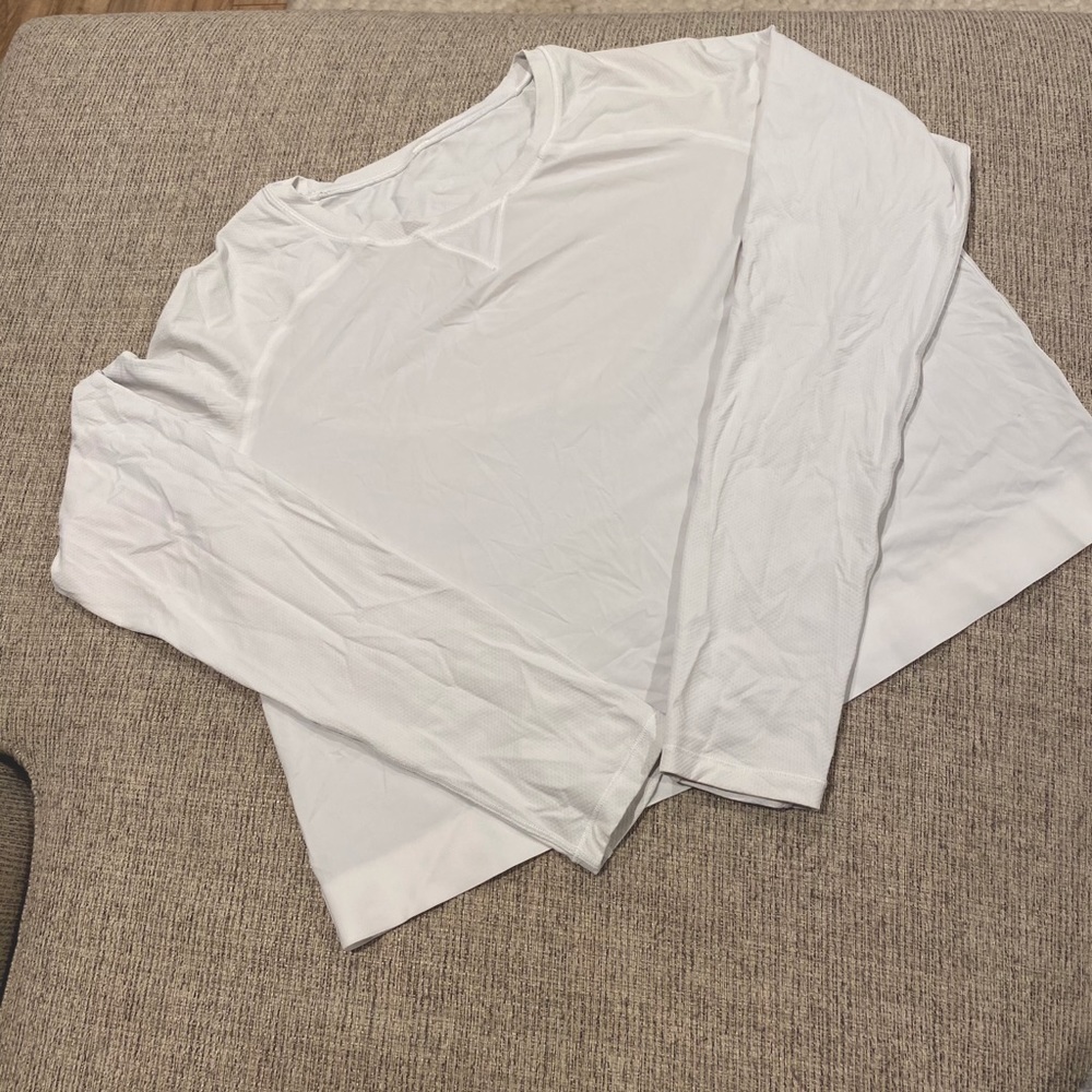 Lululemon cropped long sleeve
